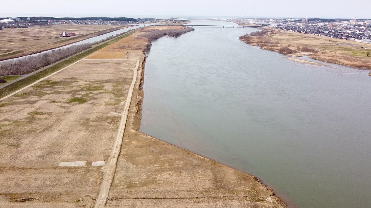 最上川下流九木原地区河道掘削工事の画像