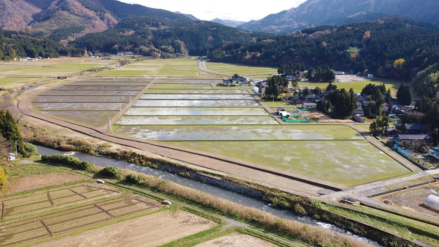 円能寺・沖地区経営体育成基盤整備事業第4工区工事の画像